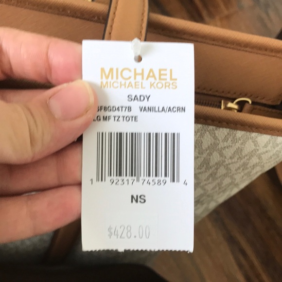 New vanilla Michael Kors Large Sady Laptop Bag - Picture 7 of 7